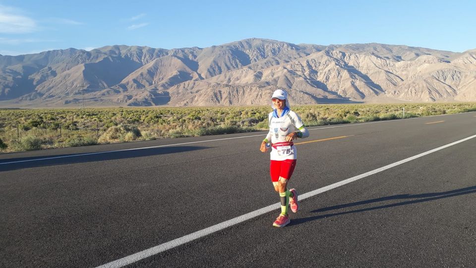 Pole wins ultramarathon in Death Valley in record time