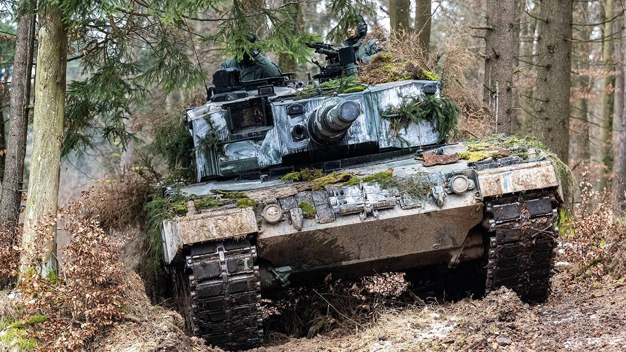Czołg Leopard 2 (fot. Armin Weigel/dpa/pap) 