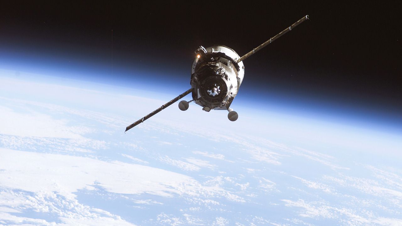 Dzięki Polskiemu Programowi Kosmicznemu polski sektor kosmiczny ma osiągnąć światowy poziom (fot. REUTERS/NASA/Handout)