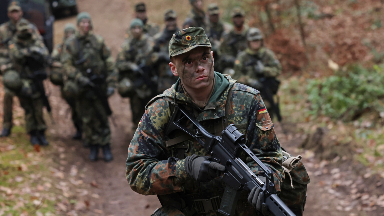 Niskie morale niemieckiej armii (fot. Sean Gallup/Getty Images)