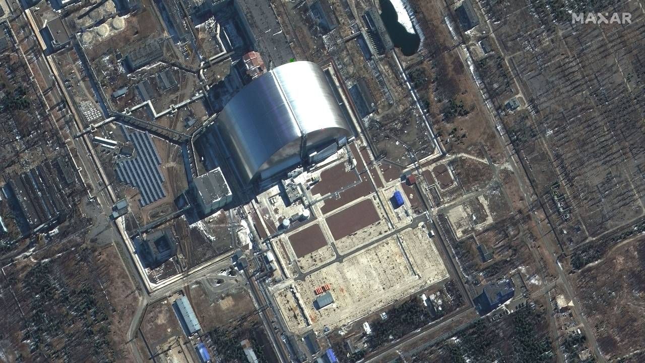 Elektrownia w Czarnobylu jest w rękach Rosjan (fot. PAP/EPA/MAXAR TECHNOLOGIES)