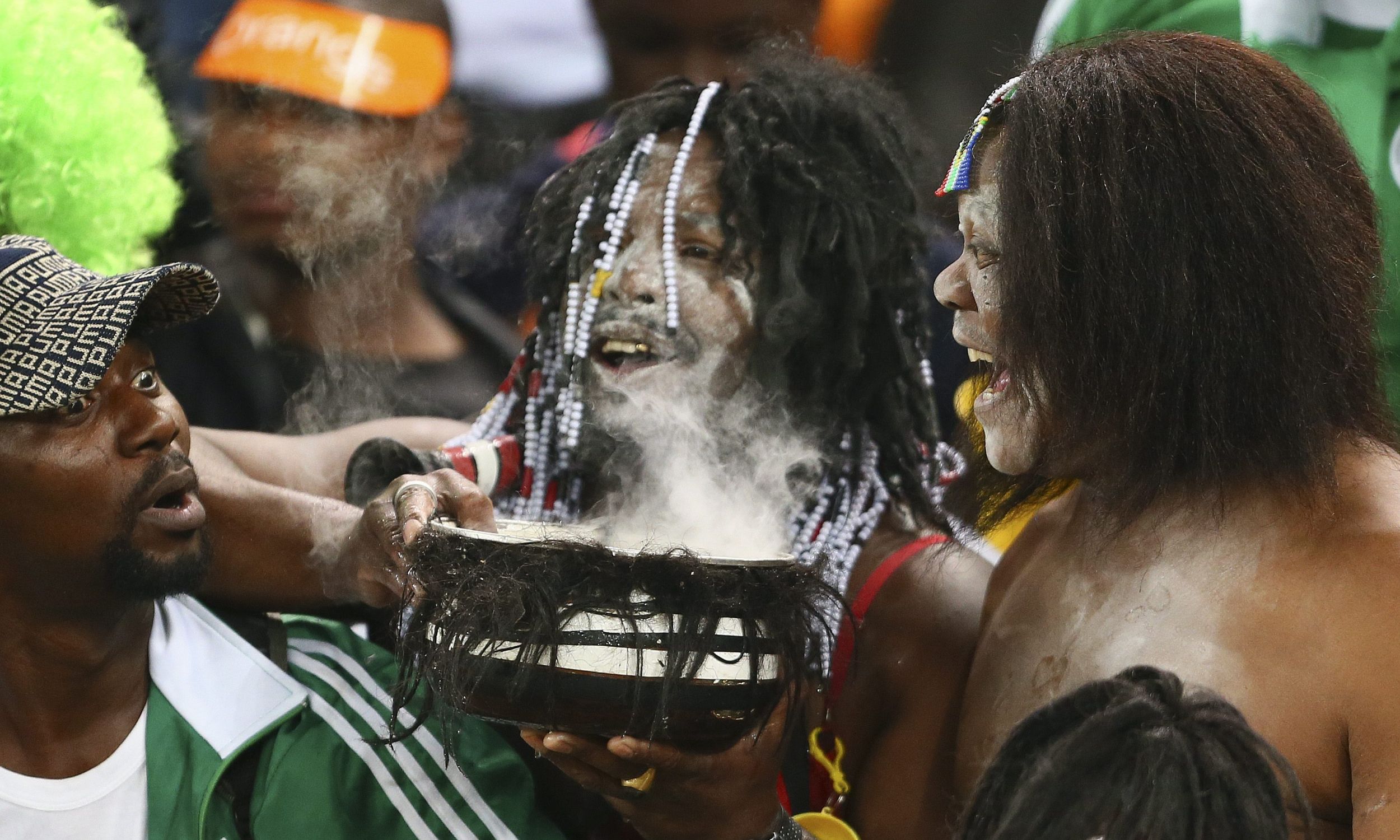 Nigeryjczycy podczas finału Pucharu Narodów Afryki, luty 2013. Nigeria wygrała 1: 0. z Burkina Faso na stadionie Soccer City w Johannesburgu, w Republice Południowej Afryki. Fot. PAP / EPA