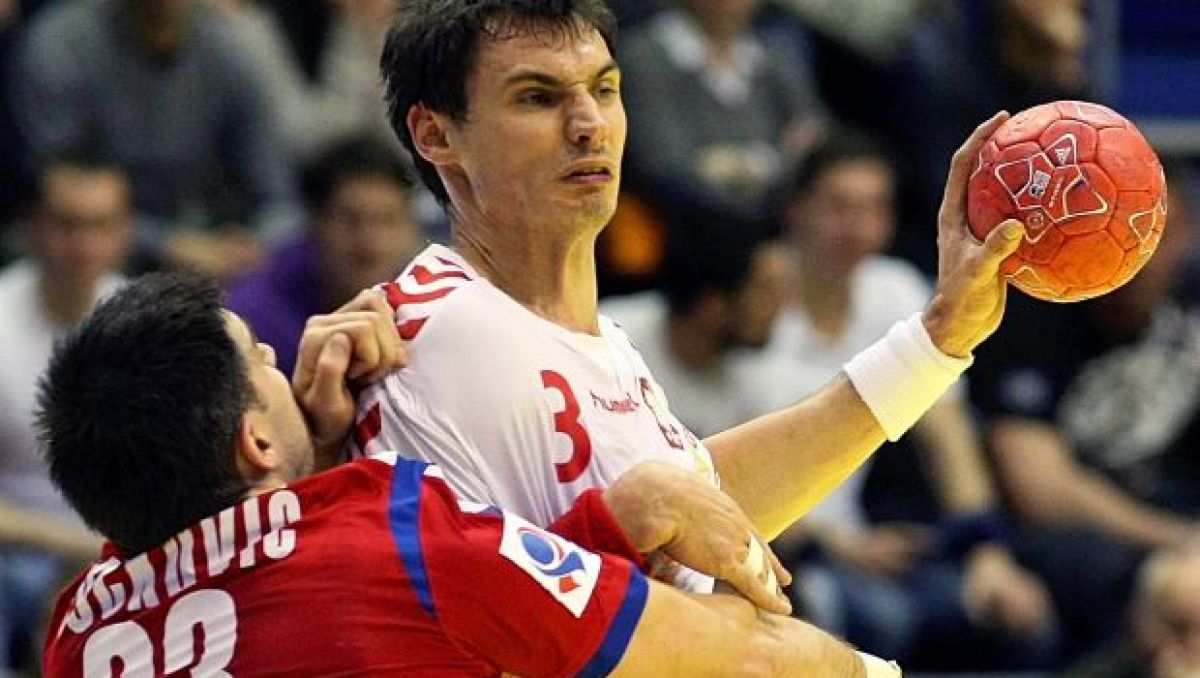 Występ Krzysztofa Lijewskiego w meczu ze Słowacją stoi pod znakiem zapytania (fot. PAP/EPA) Występ Krzysztofa Lijewskiego w meczu ze Słowacją stoi pod znakiem zapytania (fot. PAP/EPA)