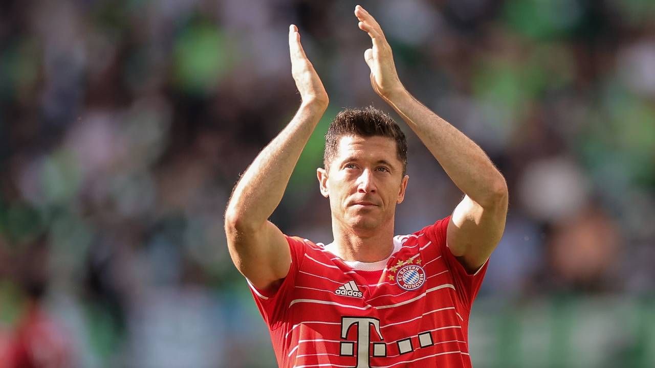 Robert Lewandowski może odejść z Bayernu już tego lata (fot. PAP/EPA/FRIEDEMANN VOGEL)
