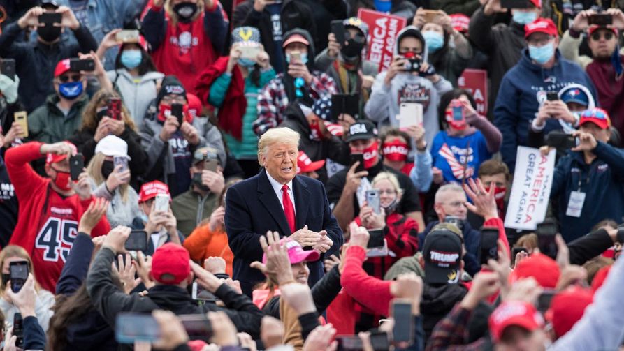 Oprócz popularnych platform użytkownicy mają do wyboru także inne serwisy (fot.  Scott Eisen/Getty Images)
