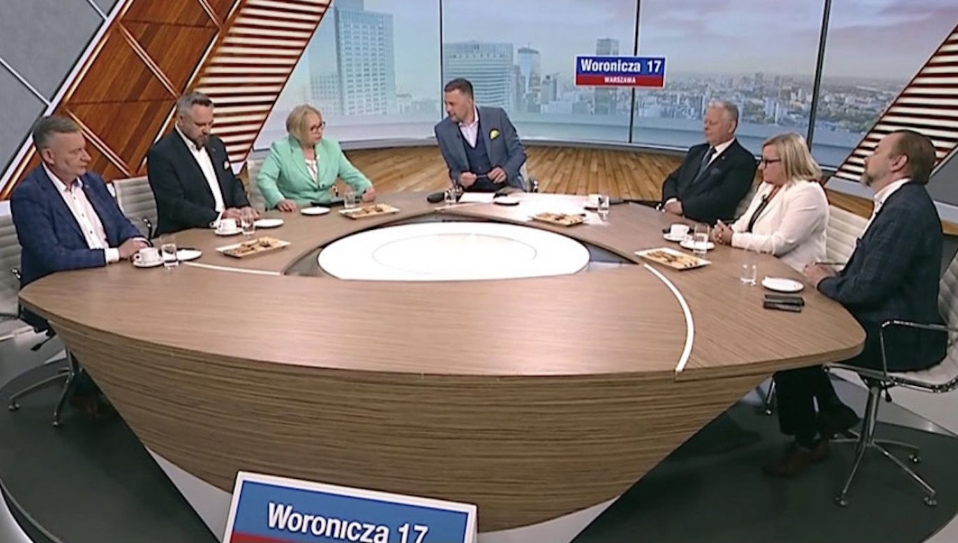 Gorąca dyskusja w programie „Woronicza 17” (fot. TVP Info)