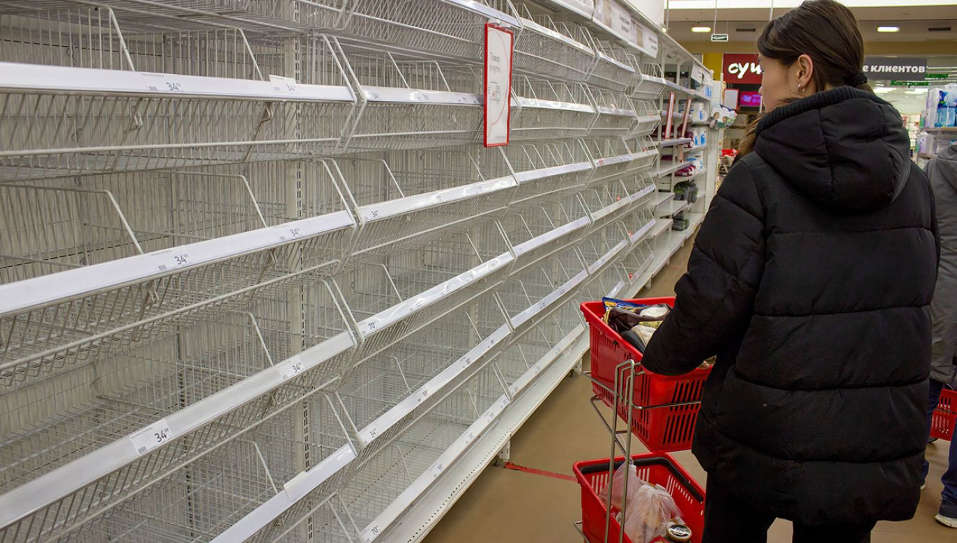 Skutki gospodarcze sankcji w Rosji (fot.  Vlad Karkov/SOPA Images/LightRocket via Getty Images)