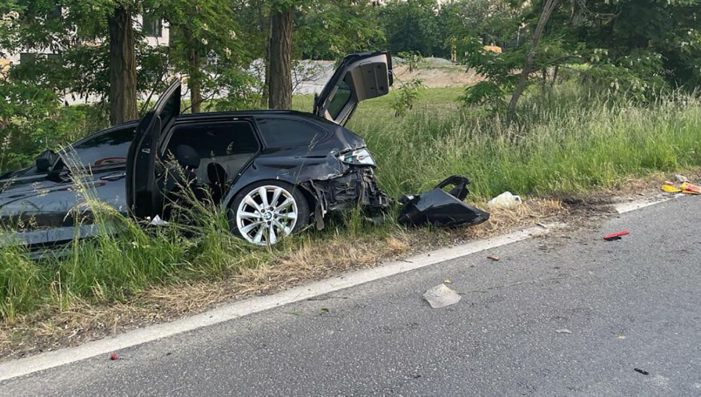 Policjant uciekł z miejsca wypadku (fot. OSP Perzów)