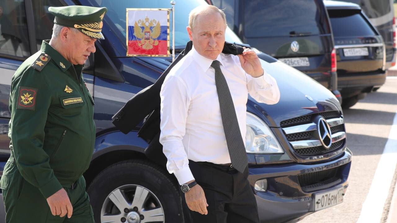 Władimir Putin jest odpowiedzialny za rosyjskie ludobójstwo na Ukrainie (fot. PAP/EPA/MIKHAIL KLIMENTYEV / KREMLIN POOL / SPUTNIK / POOL)