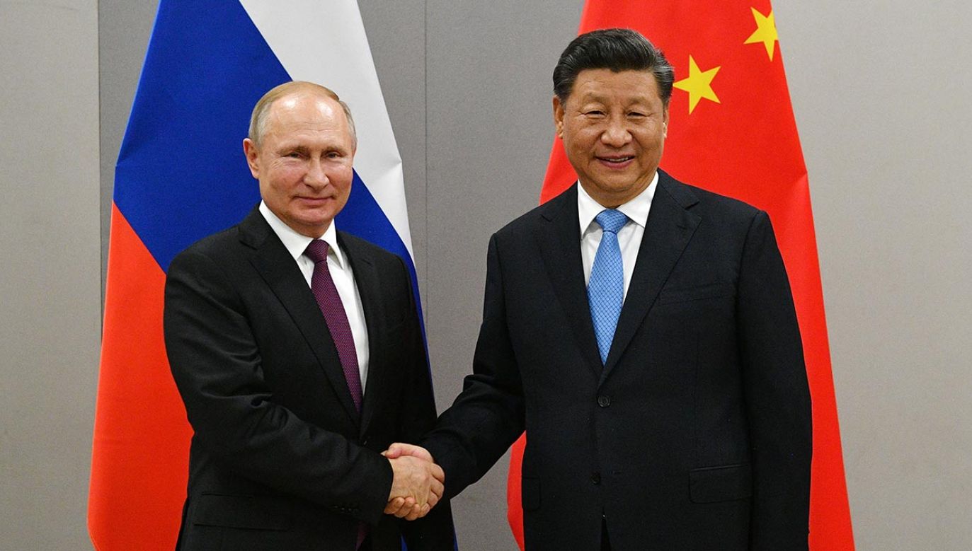 Zdaniem ekspertów Władimir Putin i Xi Jinping zawarli nieformalny sojusz (fot.  Ramil Sitdikov\TASS via Getty Images)