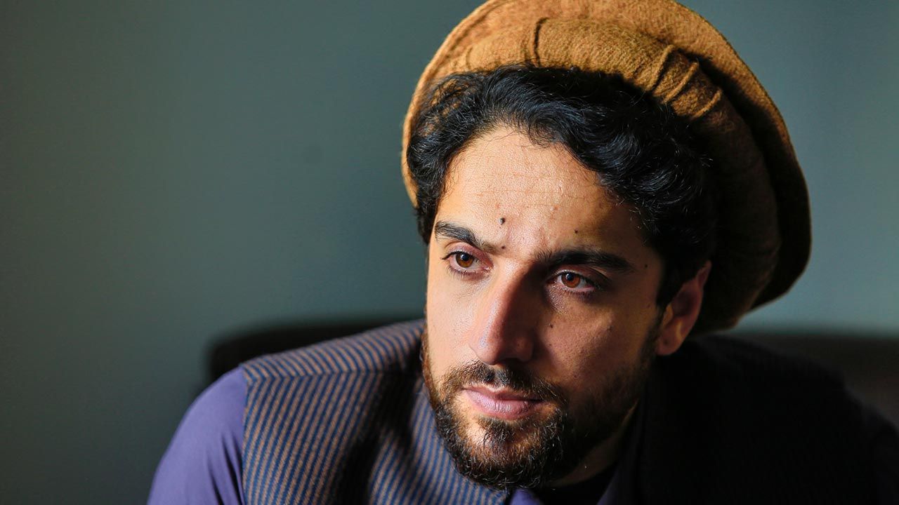 Ahmad Masud apeluje o pomoc w walce z talibami (fot. Reza/Getty Images)