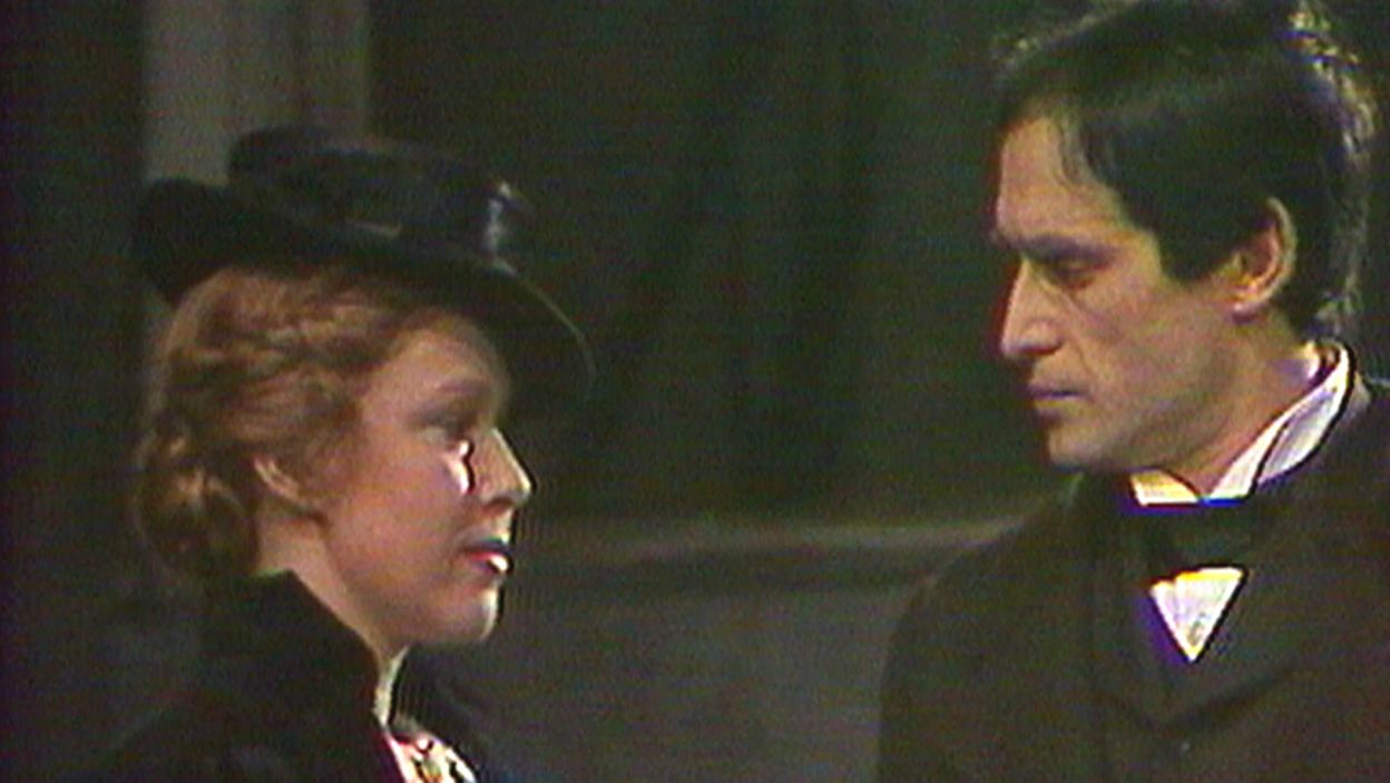 W „Spiskowcach” Teatru Telewizji z 1987 roku będzie można podziwiać Joannę Żółkowską i Jerzego Zelnika (fot. TVP)
