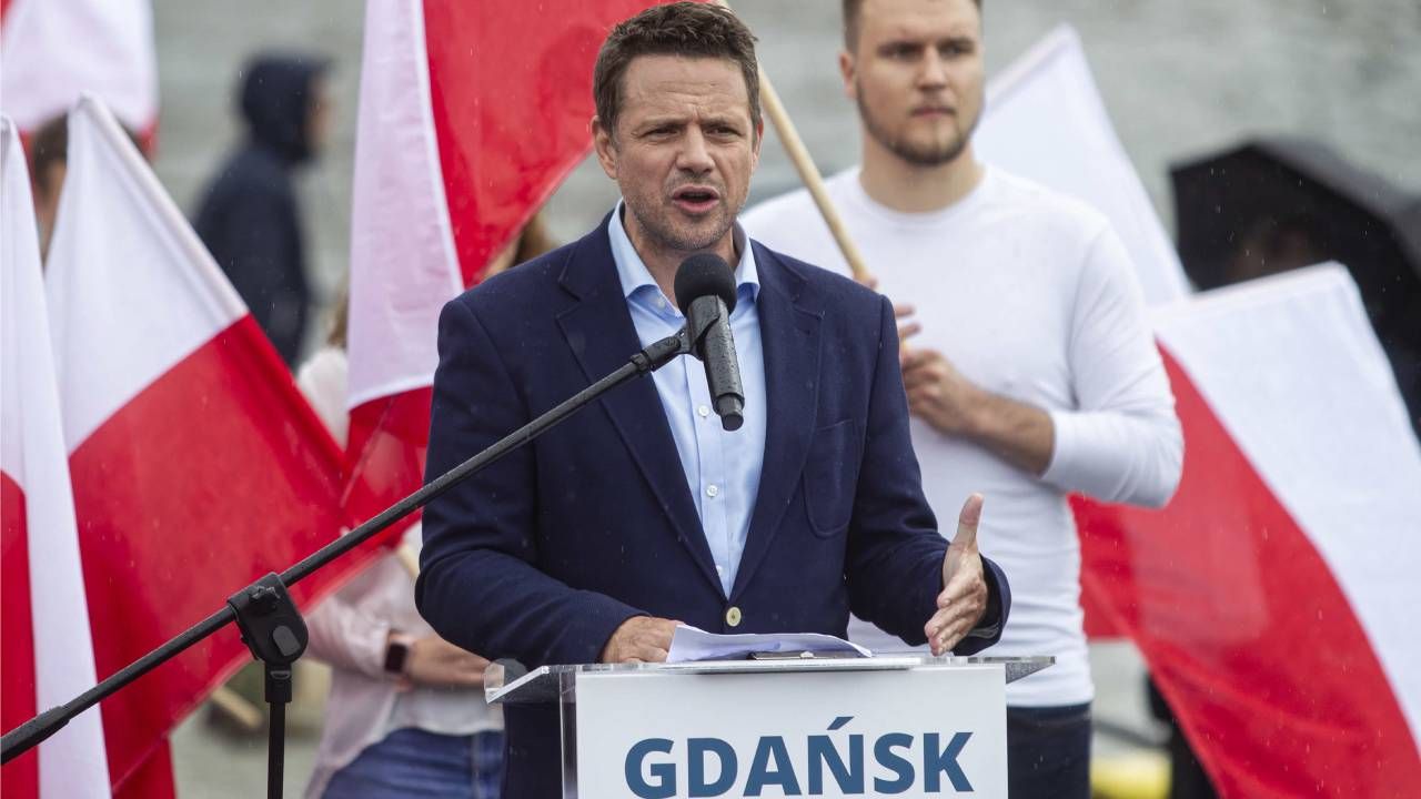 Rafał Trzaskowski pójdzie na czele parady równości (fot. PAP/Jan Dzban)