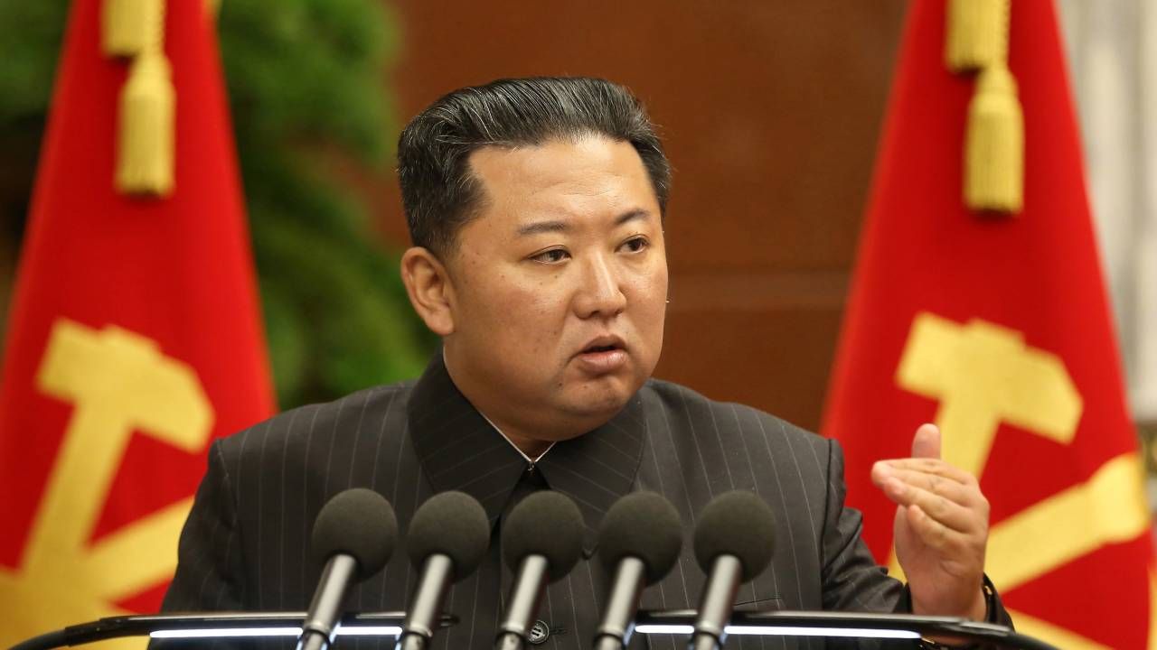 Przywódca Korei Północnej Kim Dzong Un (fot. PAP/EPA/KCNA)