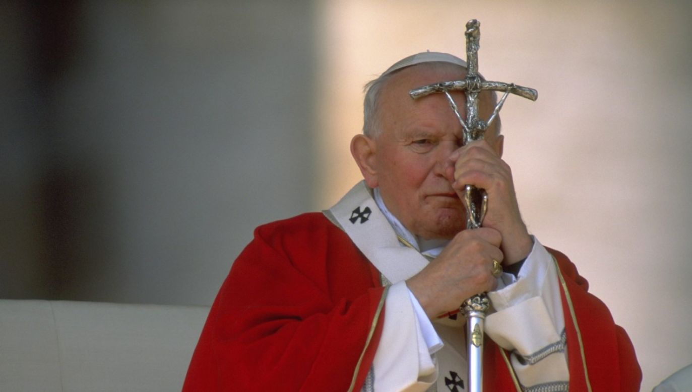 W niedzielę, 2 kwietnia przypada 18. rocznica śmierci św. Jana Pawła II (fot. Franco Origlia/Getty Images)