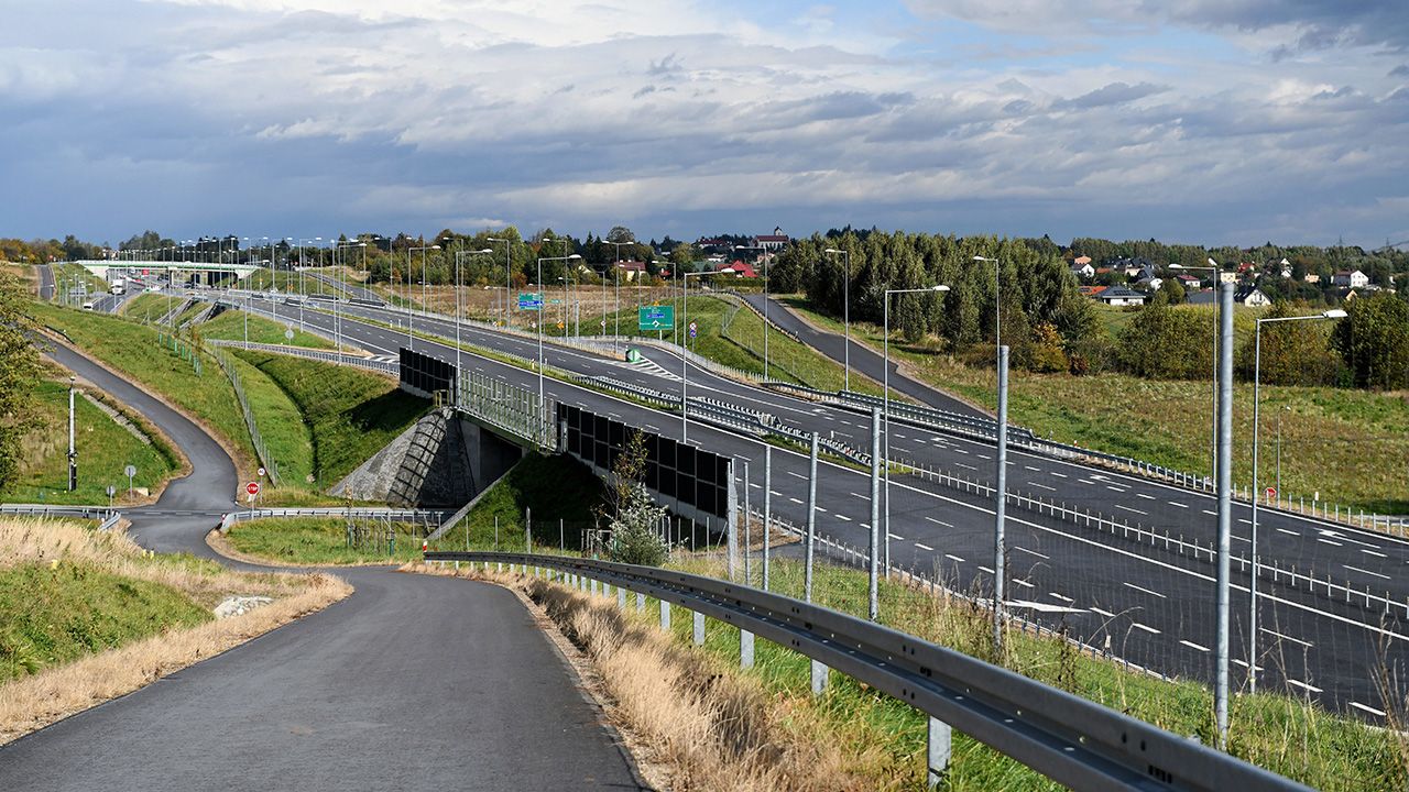 Końcowy odcinek drogi ekspresowej S19 w Rzeszowie (fot. PAP/Darek Delmanowicz)