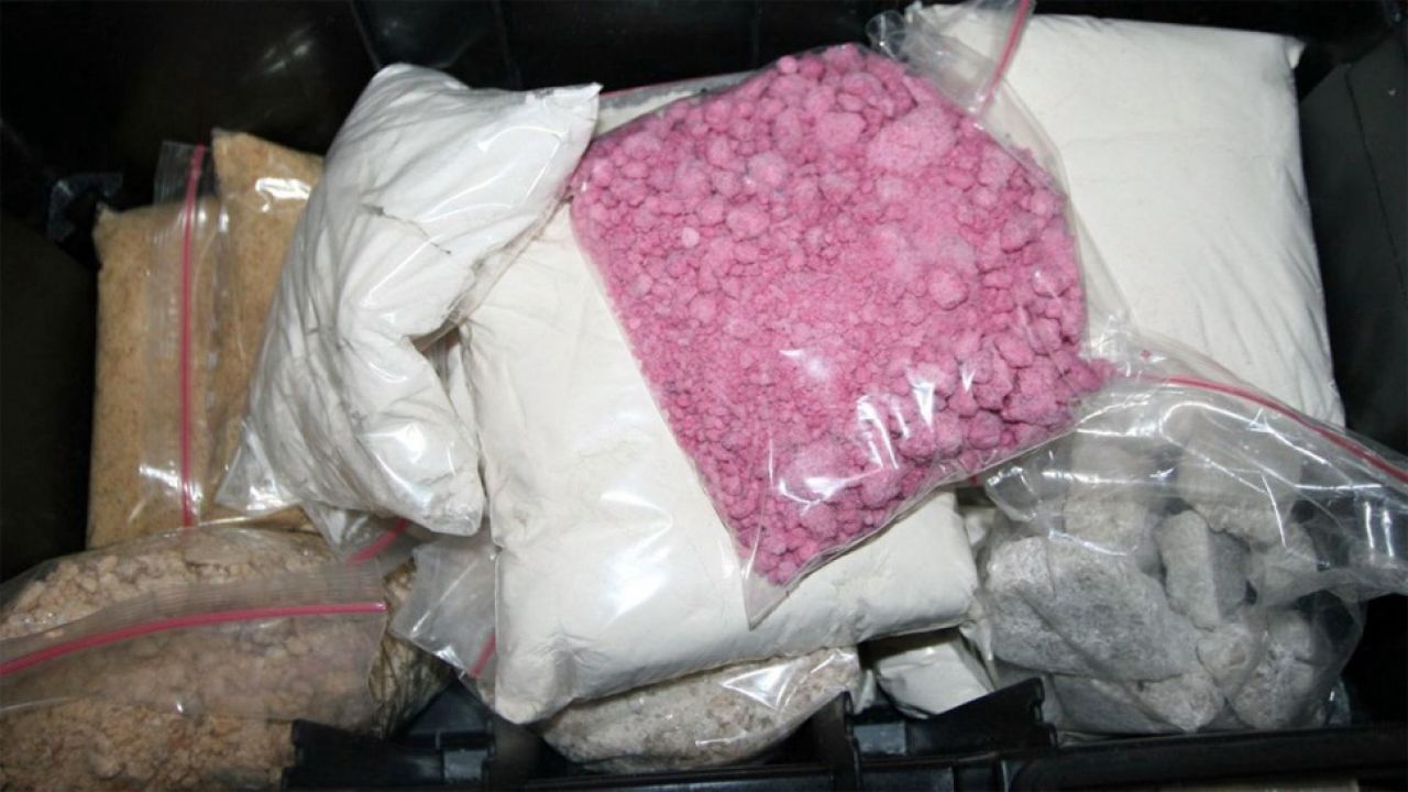 „Dadek” i jego kompani sprzedali  setki kilogramów narkotyków (fot. CBŚP)