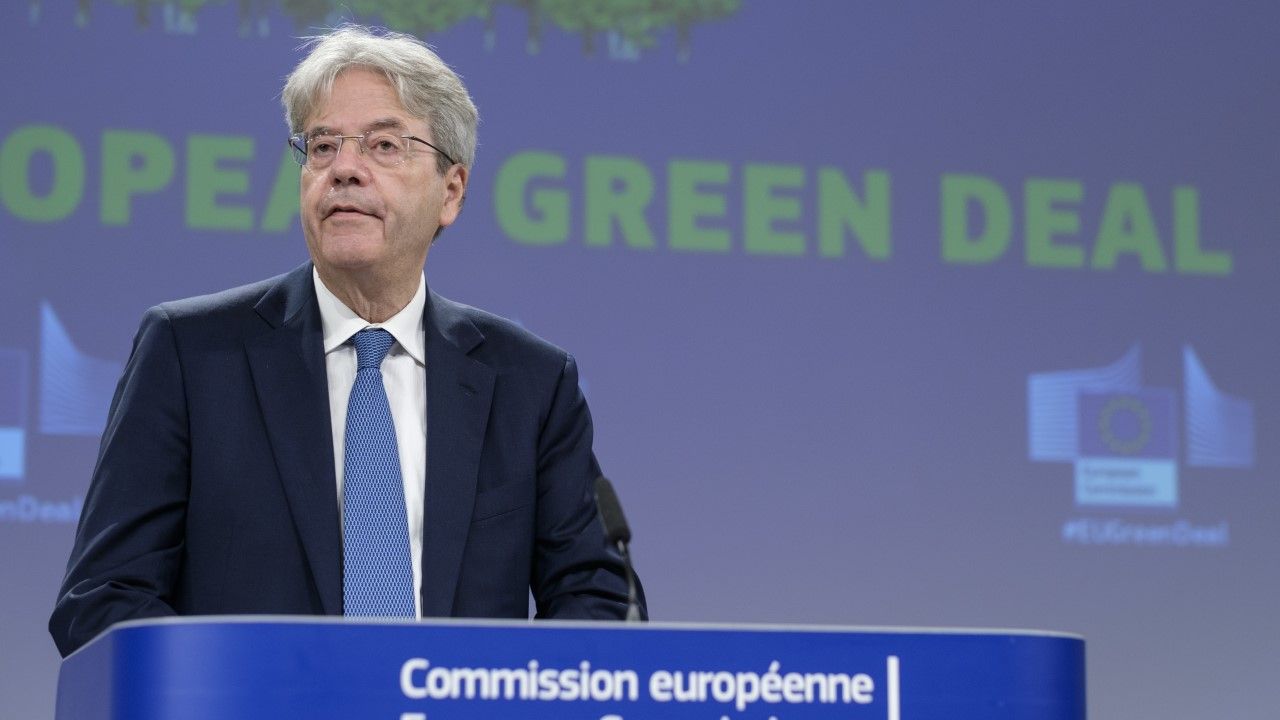 Komisarz UE ds. gospodarczych Paolo Gentiloni (fot. Thierry Monasse/Getty Images)