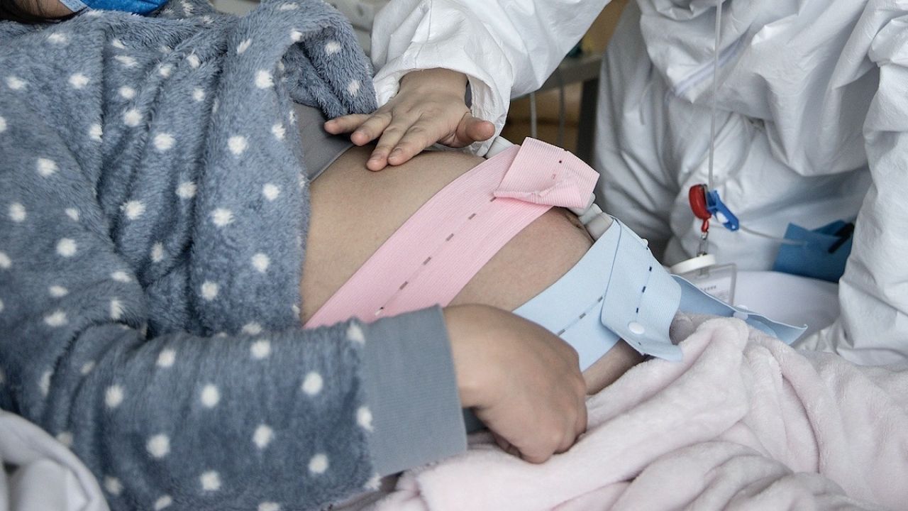 Chodzi o bezpłatny dostęp do leków dla kobiet w ciąży (fot. Getty Images)