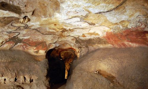 Wielka Hala Byków w jaskiniach Lascaux. Fot. VCG Wilson / Corbis via Getty Images