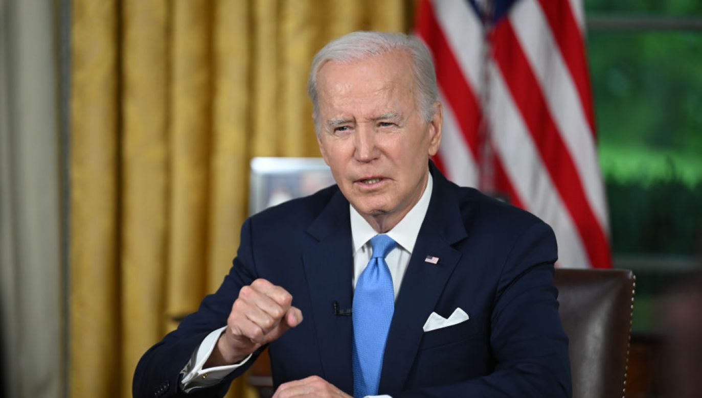 Joe Biden jest przekonany, że porozumienie o podniesieniu zadłużenia USA uratowało gospodarkę. (Fot. Jim Watson-Pool/Getty Images)