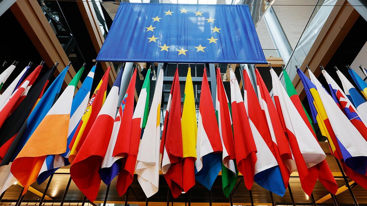 Polexit pozwala odwrócić uwagę od o wiele poważniejszego problemu z Unią Europejską – pisze autor (fot. PAP/EPA/RONALD WITTEK / POOL)