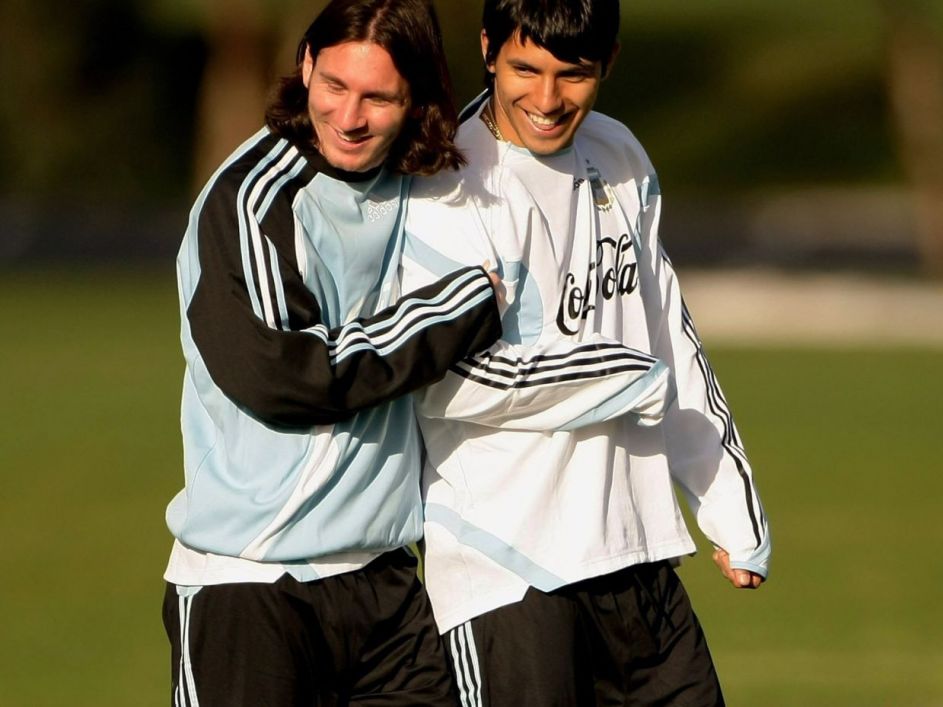 Aguero i Messi – dwaj przyjaciele z boiska (sport.tvp.pl)