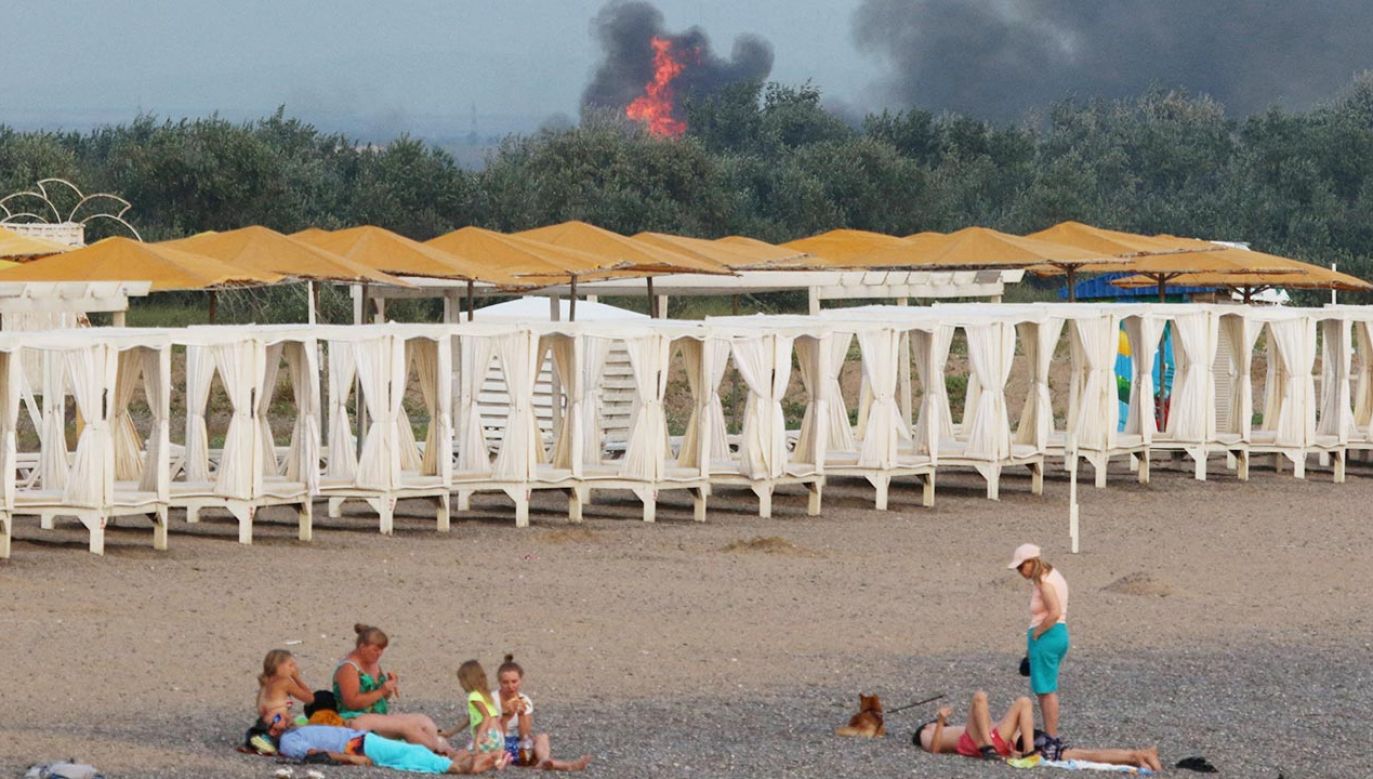 Rosjanie chętnie spędzają wakacje na okupowanym Krymie (fot. Forum/ STRINGER/Reuters)