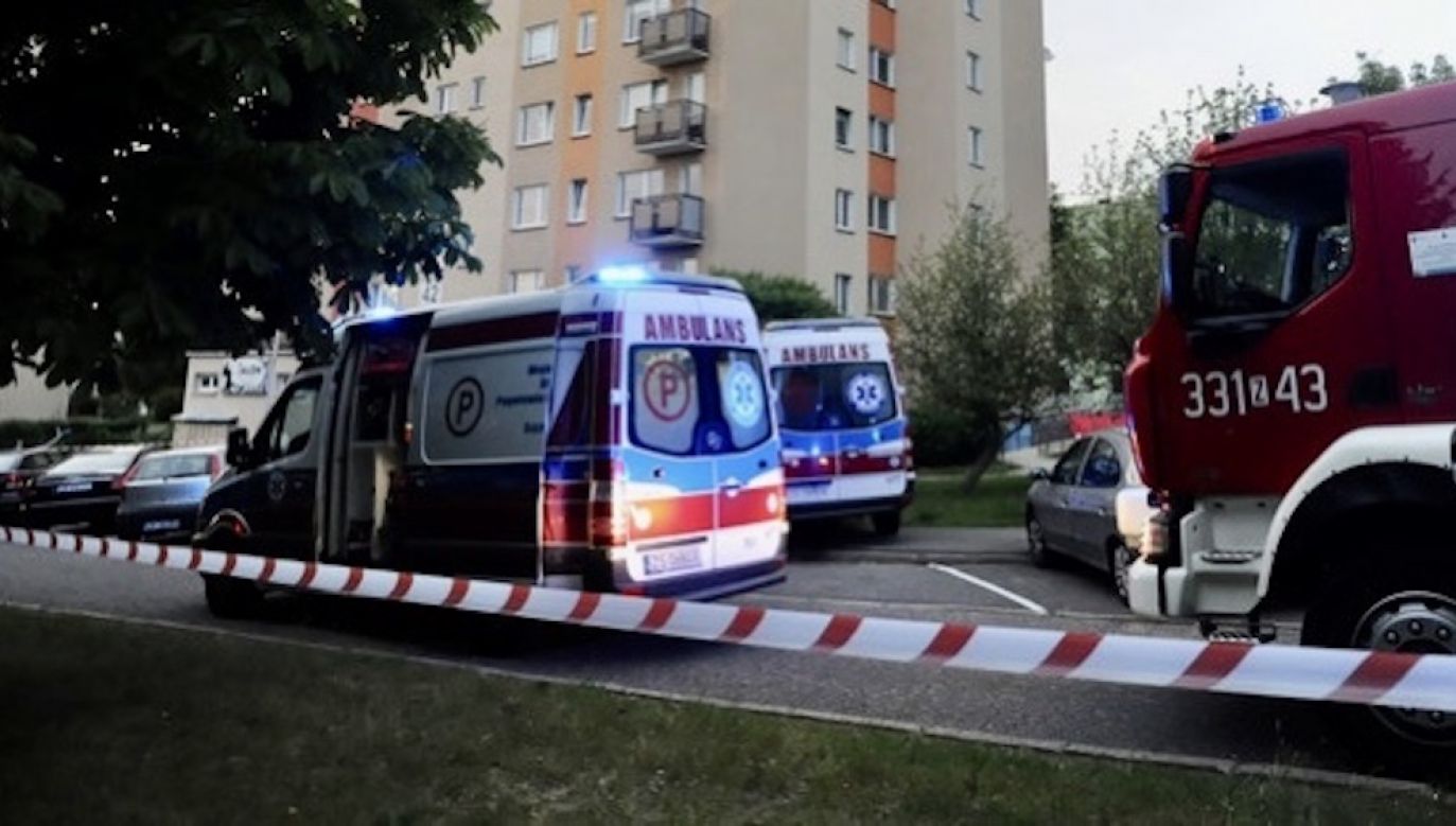 Jak informuje policja, dziewczynki były przytomne, gdy trafiły do szpitala (fot. arch.PAP/Marcin Bielecki, zdjęcie ilustracyjne)
