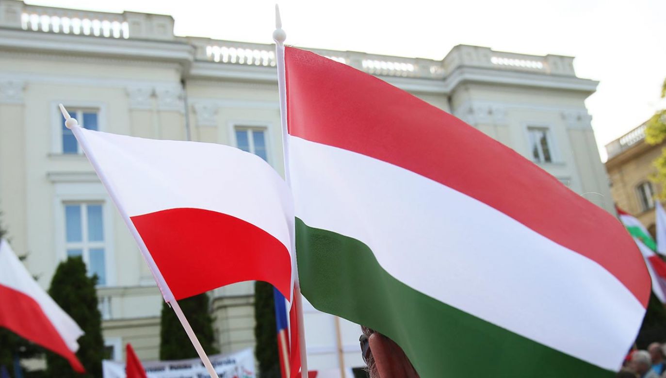 Polska i Węgry na unijnym polu gry (fot. PAP/Leszek Szymański)