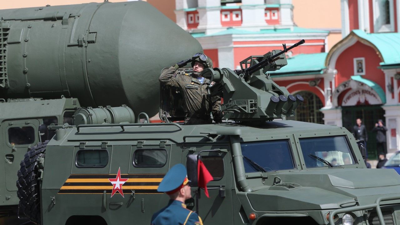 Obecność Ukrainy w NATO powstrzymałoby Władimira Putina od użycia broni jądrowej(fot. Contributor/Getty Images)